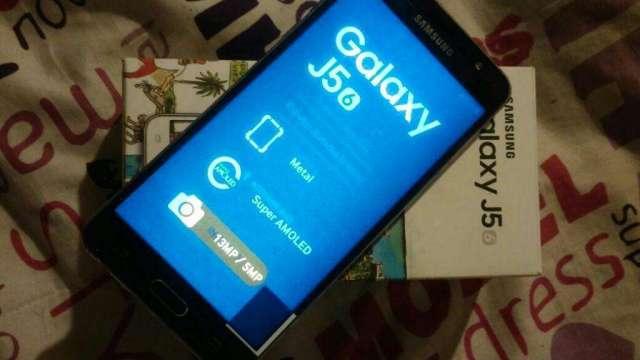 Samsung Galaxy J5 Nuevo sin Uso Antel Samsung Galaxy J5 Nuevo sin Uso Antel
