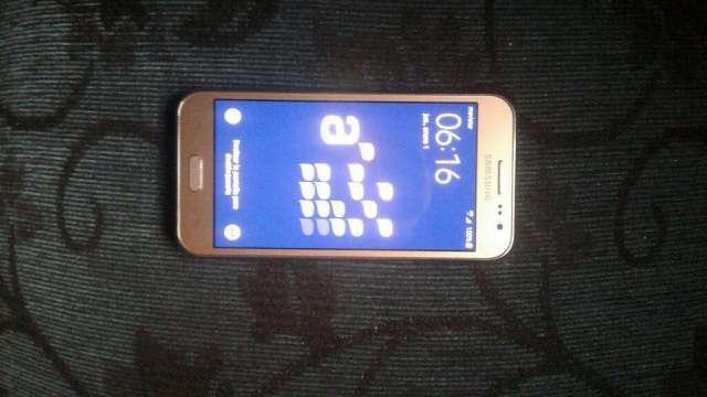 Samsung Galaxi J2 Dorado Samsung Galaxi J2 Dorado