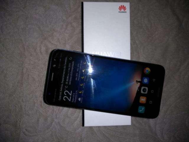 Huawei Mate 10 Lite Huawei Mate 10 Lite