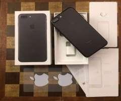 iPhone 7 Plus 128 Gb Black Mate Garantía Boleta Inmaculado y Cases