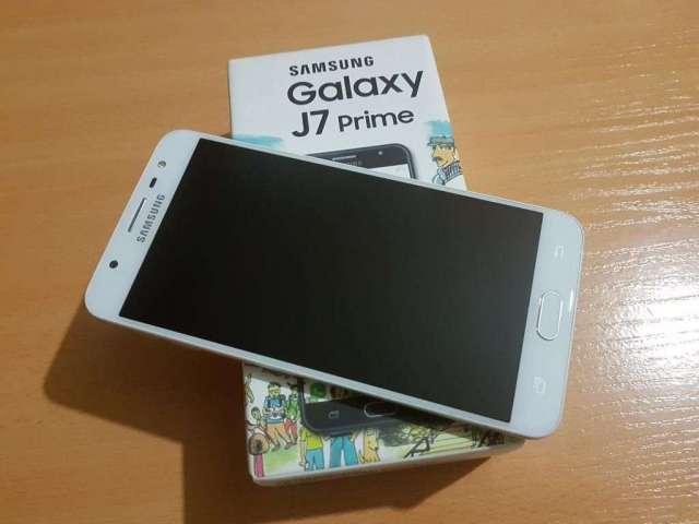 Samsung Galaxy J7 Prime en Caja Samsung Galaxy J7 Prime en Caja